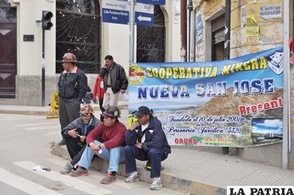 Trabajadores mineros de la mina Nueva San José
