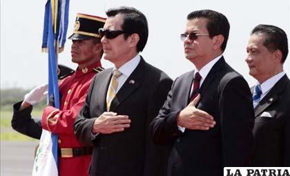 Los presidentes de El Salvador y Taiwán, Salvador Sánchez Cerén y Ma Ying-jeou
