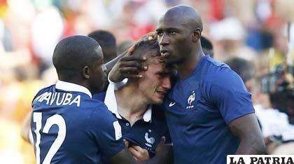 Llanto de los franceses ante la derrota de Alemania (0-1)