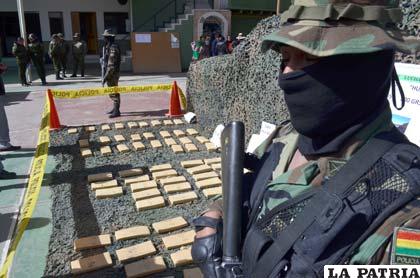 (Felcn) Oruro, incautó algo más de media tonelada de sustancias controladas