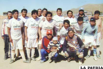 El equipo Peñarol de Peña Blanca campeón del torneo