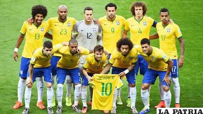 Neymar Jr. estuvo presente con su selección, aunque solo haya sido con el pensamiento, no sirvió de nada
