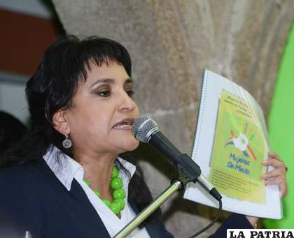 Vicepresidenta del MSM, Marcela Revollo presenta proyecto de creación del ministerio para la mujer