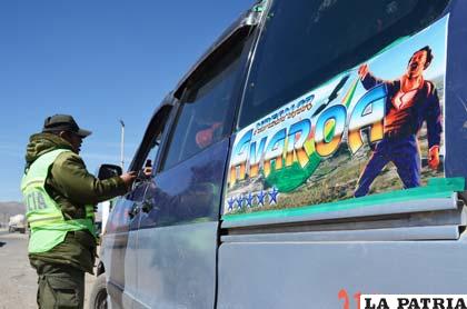Vehículos de transporte interprovincial también fueron revisados