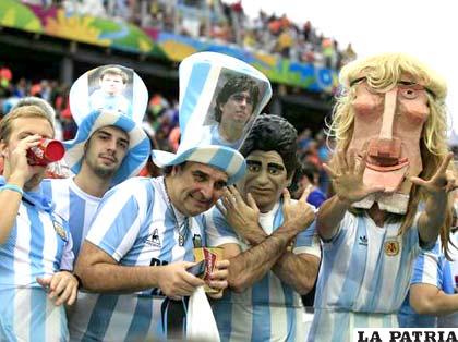 Miles de hinchas argentinos llenarán el Maracaná