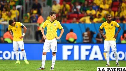 La impotencia de los jugadores de la selección de Brasil, por no haber podido ganar el partido