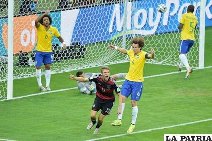 Los alemanes no pararon de hacer goles, Müller en la conquista