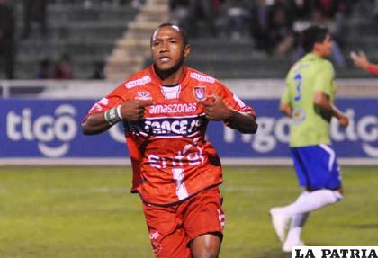 Gustavo Pinedo deja Universitario para vincularse a San Martín