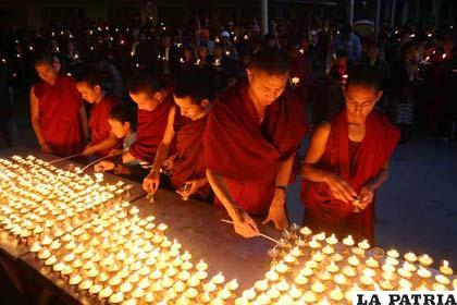 Tibetanos en el exilio quieren volver a su tierra