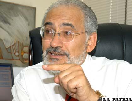 Vocero de la causa marítima, expresidente Carlos Mesa