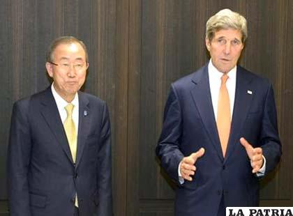 Secretario estadounidense, John Kerry (d), y secretario general de la ONU, Ban Ki-moon (i), en Tel Aviv, Israel
