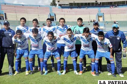 El equipo Sub-18 de San José