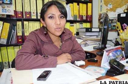 La directora de Promoción Económica Industria y Comercio, Vera Tito