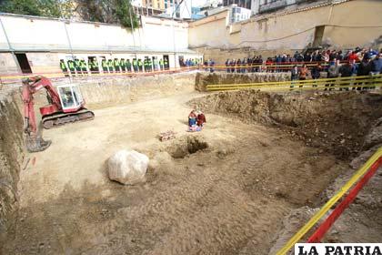 Terreno donde se construirá el nuevo edificio de YPFB