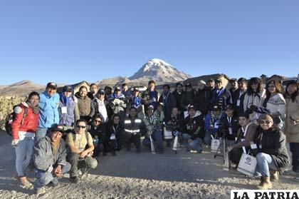 Periodistas que realizaron el viaje a Sajama