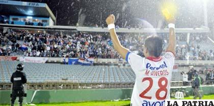 Riveros celebra la clasificación con sus parciales 