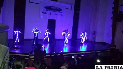 Los niños del Ballet Municipal en el Circuito Bolivia Danza