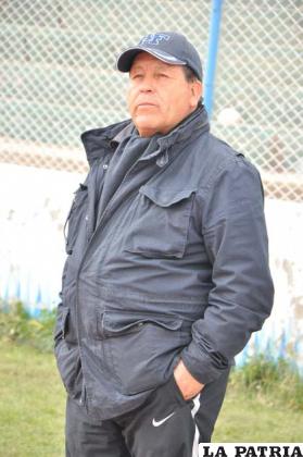 Víctor Barrientos, D.T. de San José