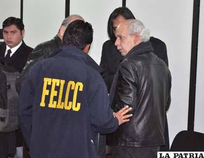 Chávez continúa detenido en Sucre /APG