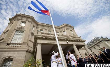 Estados Unidos y Cuba abren nuevo capítulo en relaciones post-Guerra Fría /elpais.com.uy