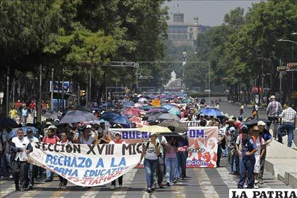Marcha de los maestros en Ciudad de México