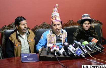Representantes de la  Federación de Campesinos de Norte de Potosí amenaza con cerco /ABI
