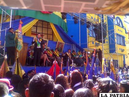 Acto central de homenaje a la provincia Pantaleón Dalence