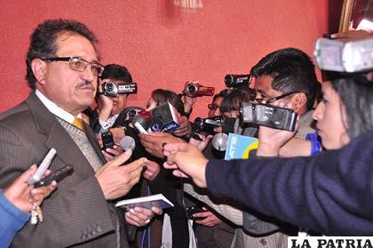 Edgar Bazán, alcalde de Oruro