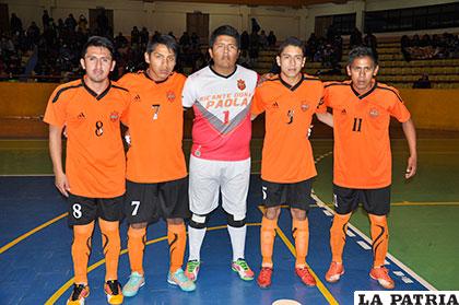 Nantes-Oscar Sánchez, representante de Tarija, el otro finalista