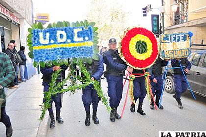 Arreglos florales encabezaron romería de la Guardia Municipal