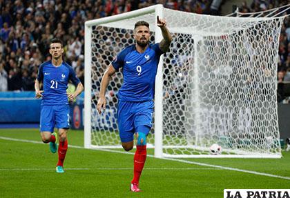 Olivier Giroud hizo doblete para la selección francesa /as.com