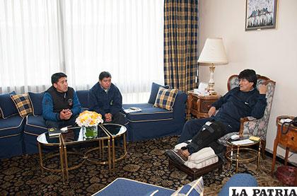 Los dirigentes de Concobol se reunieron con Morales /ABI.BO