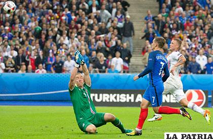 Francia llegó a la semifinal eliminado a Islandia (5-2) /as.com