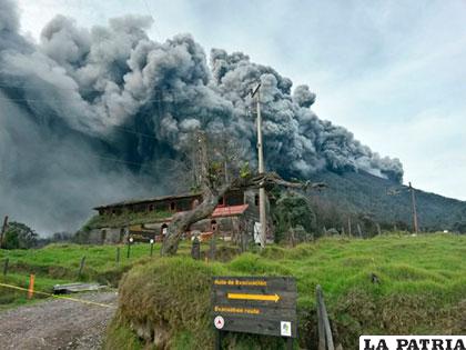 El volcán Turrialba de Costa Rica