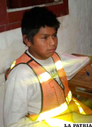 La DIO Oruro busca a la familia de Elías Toledo de 14 años