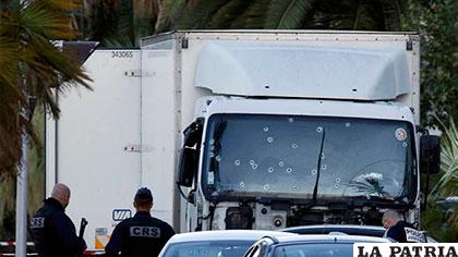 El camión que mató a más de 80 personas en Niza /epimg.net