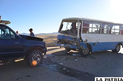 La curva antes de llegar a Paria fue el escenario del incidente vial