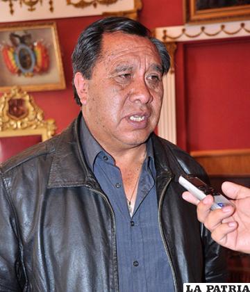 Raúl Saravia, director de Tráfico y Vialidad del municipio de Oruro