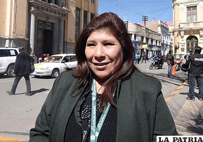 La directora ejecutiva de Lotería Nacional, Rossío Pimentel Flores de Taborga