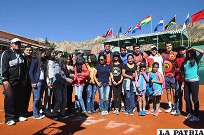 Escuela de Tenis Cambel con la Selección Nacional