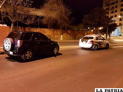 Falta de precaución por su estado de ebriedad provocó que el Fiscal choque su vehículo con una patrulla /El País Tarija