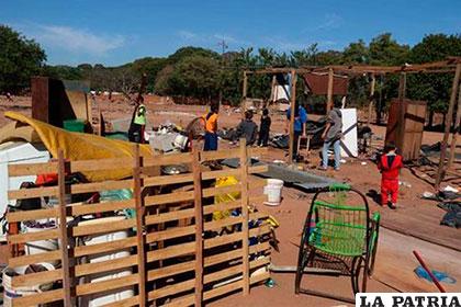Afectados por las inundaciones vuelven a construir sus casas /paraguay.com