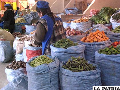 Comerciantes minoristas buscan beneficiarse con el impuesto libre