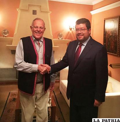 Pedro Pablo Kuczynski y Samuel Doria Medina