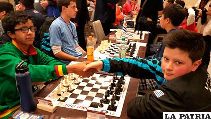 Daniel Titichoca Daza en el torneo Bliz de Montevideo-Uruguay