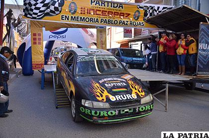 Los coches pasaron por la rampa que armó Incerpaz