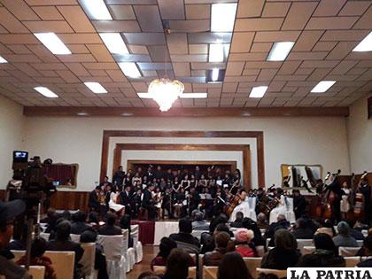 Presentación de la Orquesta Filarmónica y el Coro Polifónico de la UTO