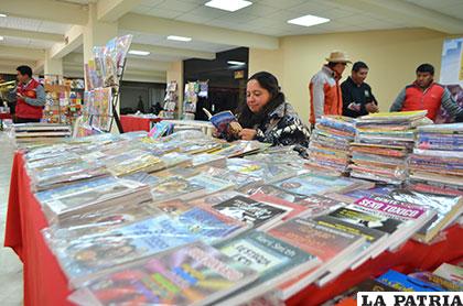 Feria del libro en el Centro de Eventos del GAMO