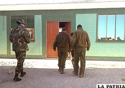 Los carabineros chilenos detenidos en Bolivia regresarán a su país /APG