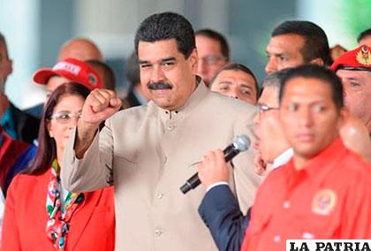 Maduro reconoce que el diálogo es lo mejor antes que sea demasiado tarde